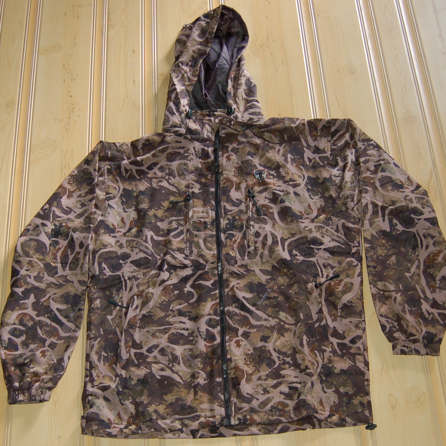Lightweight Jacket – Green/Brown SwampBuck Pattern – Swamp Buck Camo